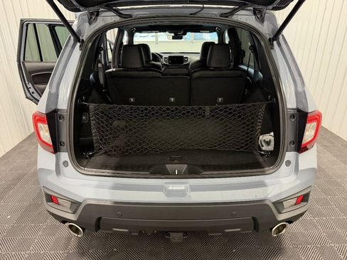 Used 2024 Honda Passport Black Edition image 15