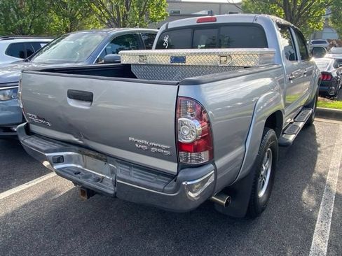 Used 2014 Toyota Tacoma PreRunner w/ SR5 Package RWD image 11