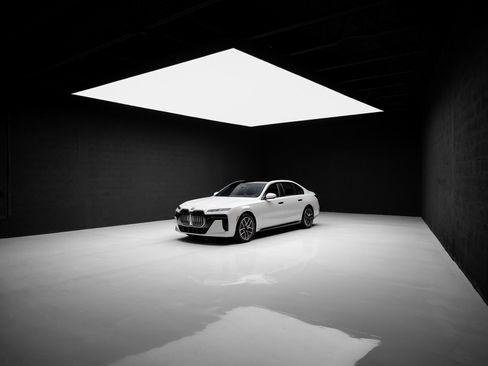 Used 2026 BMW 740i RWD image 86