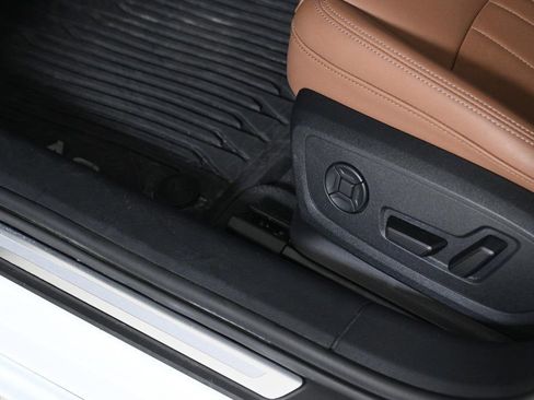 Certified 2025 Audi A6 2.0T Premium w/ Convenience Plus Package image 20