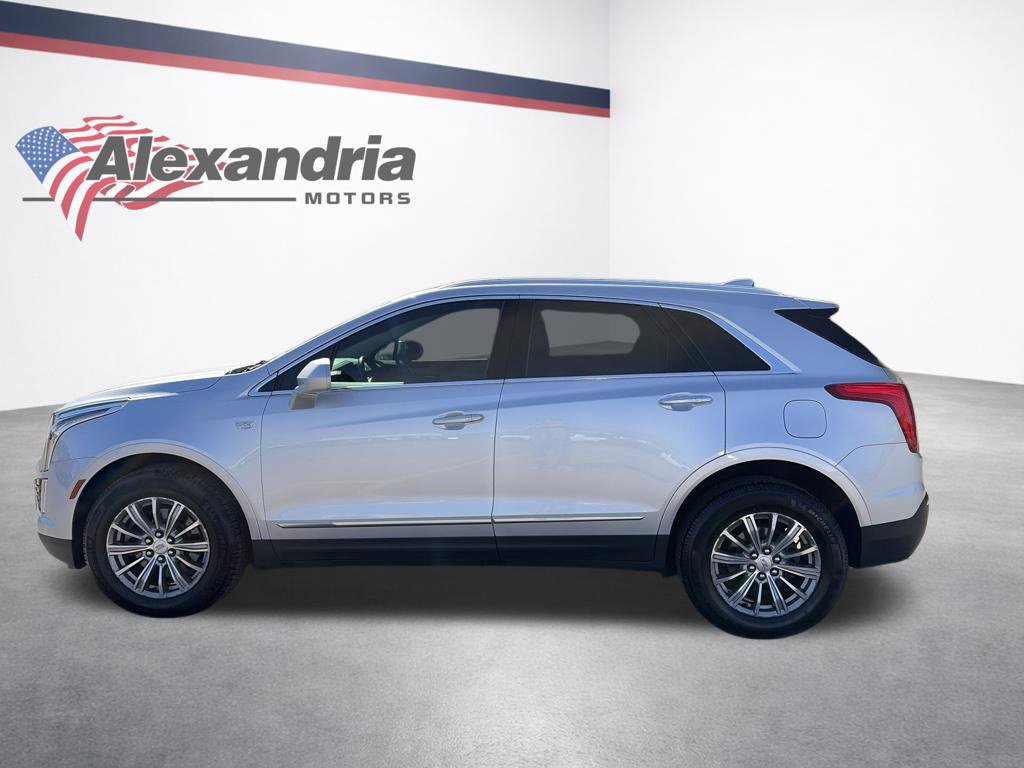 Used 2017 Cadillac XT5 Luxury w/ Driver Awareness Package FWD image 9