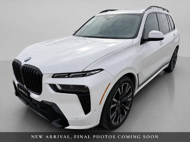 Used 2025 BMW X7 xDrive40i w/ M Sport Package AWD/4WD image 1