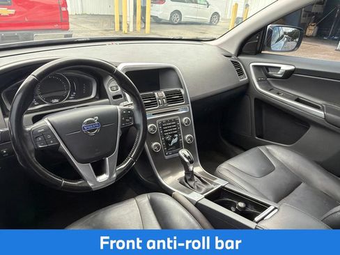 Used 2016 Volvo XC60 T6 w/ Proximity Package AWD/4WD image 36