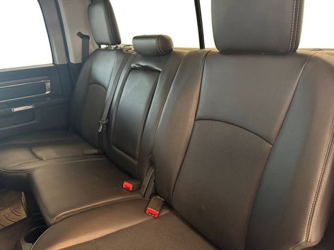 Used 2015 RAM 1500 Laramie w/ Convenience Group AWD/4WD image 16