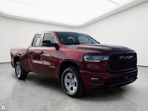 Used 2025 RAM 1500 Big Horn AWD/4WD image 9