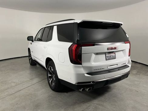 Used 2025 GMC Yukon AT4 Ultimate AWD/4WD image 6
