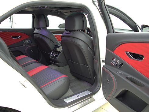 Certified 2023 Bentley Flying Spur S V8 image 45