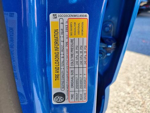 Used 2021 Chevrolet Colorado LT image 25