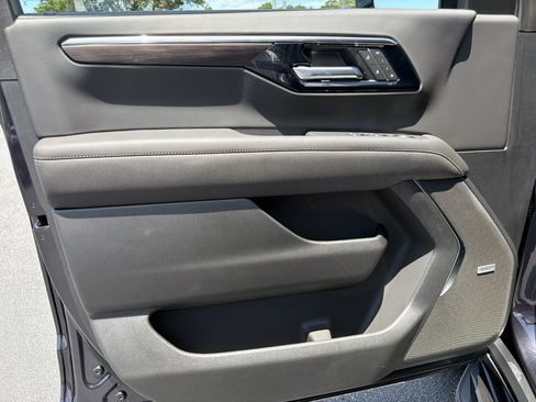 New 2026 Chevrolet Tahoe Premier w/ Sun And Tow Package AWD/4WD image 10