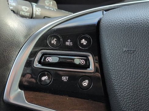 Used 2016 Cadillac Escalade ESV Luxury image 25