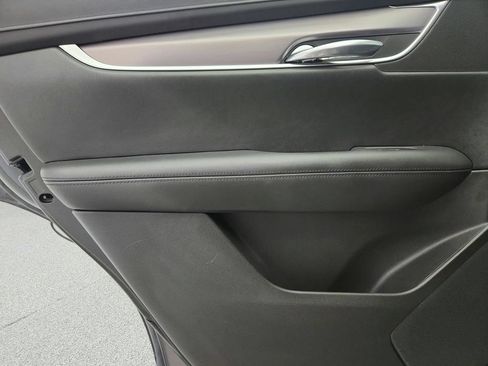 Used 2017 Cadillac XT5 Luxury w/ Driver Awareness Package AWD/4WD image 29