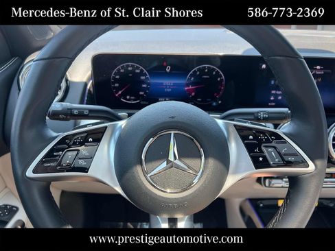 Used 2026 Mercedes-Benz GLB 250 4MATIC image 25
