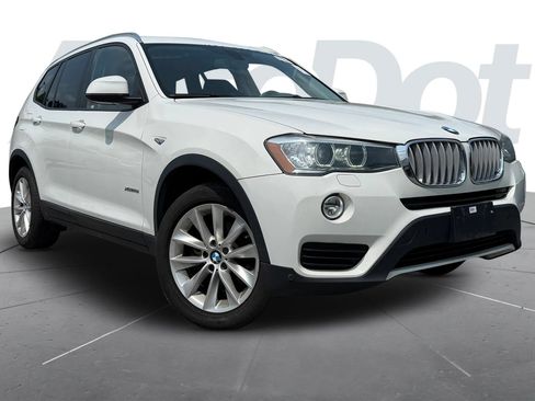 Used 2015 BMW X3 xDrive28i AWD/4WD image 1