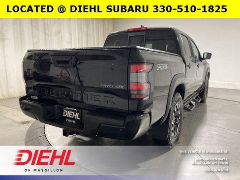 Used 2022 Nissan Frontier PRO-4X image 7
