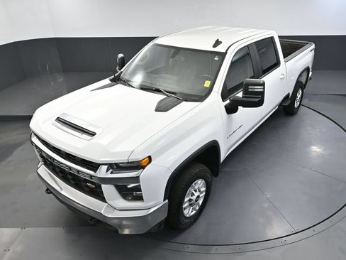 Used 2023 Chevrolet Silverado 2500 LT AWD/4WD image 59