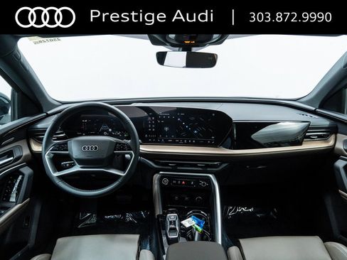 Used 2025 Audi Q5 Premium Plus w/ Premium Plus image 21
