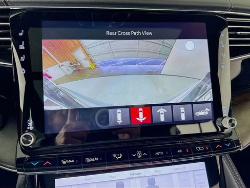 Used 2023 Jeep Grand Wagoneer Series II image 52