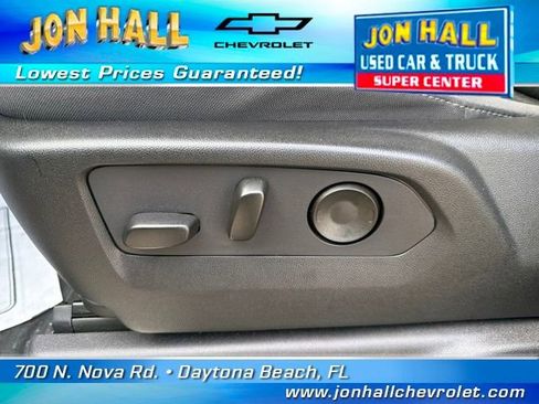 Used 2024 Chevrolet Silverado 1500 RST image 16