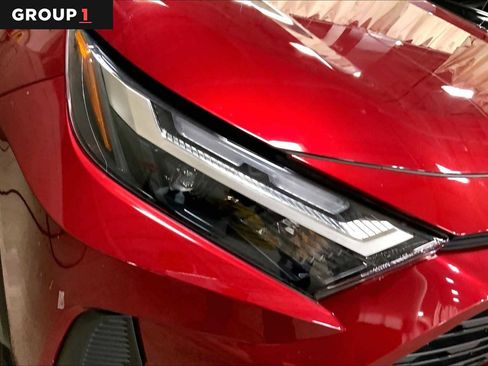 Used 2022 Toyota RAV4 XLE image 27