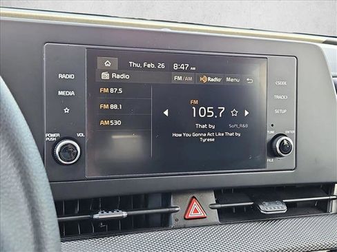 Used 2025 Kia Sportage LX image 13