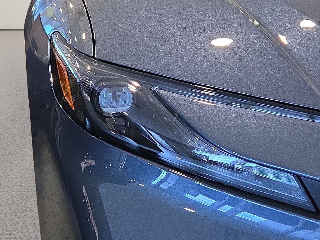 New 2026 Toyota Camry SE w/ Convenience Package FWD image 8