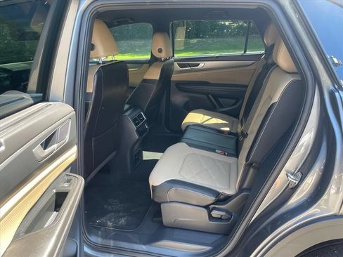 Used 2024 Volkswagen Atlas Cross Sport SE w/ Black Wheel Package FWD image 7