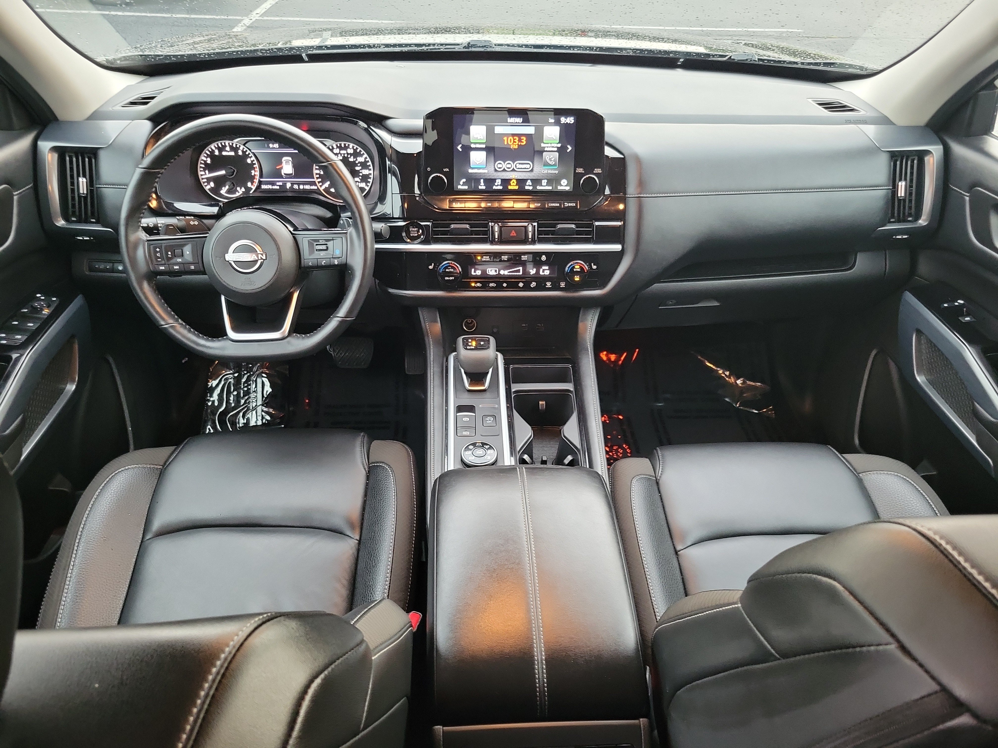 Used 2025 Nissan Pathfinder SL AWD/4WD image 14
