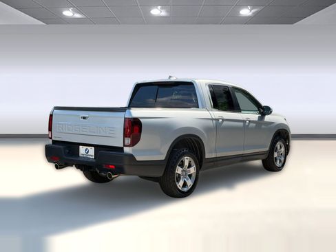 Used 2025 Honda Ridgeline RTL image 9