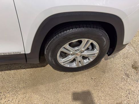 Used 2019 GMC Terrain SLE FWD image 29