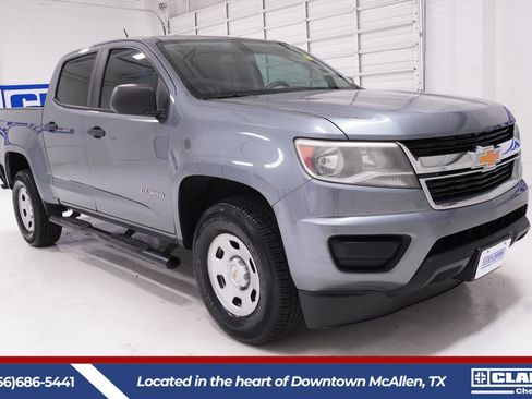 Used 2020 Chevrolet Colorado W/T w/ WT Convenience Package RWD image 3