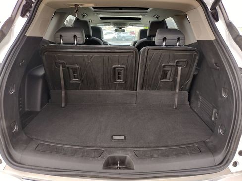 Used 2020 Buick Enclave Essence image 20