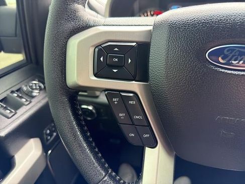 Used 2015 Ford F150 Lariat AWD/4WD image 34