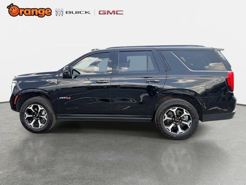 Used 2025 GMC Yukon AT4 w/ AT4 Premium Plus Package AWD/4WD image 6