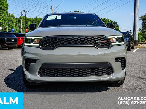 Used 2025 Dodge Durango GT RWD image 9