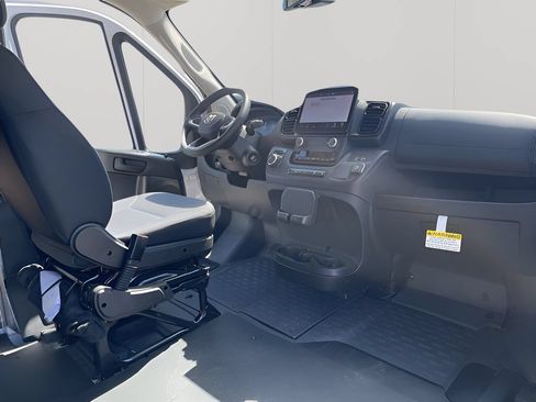 New 2025 RAM ProMaster 3500 FWD image 17