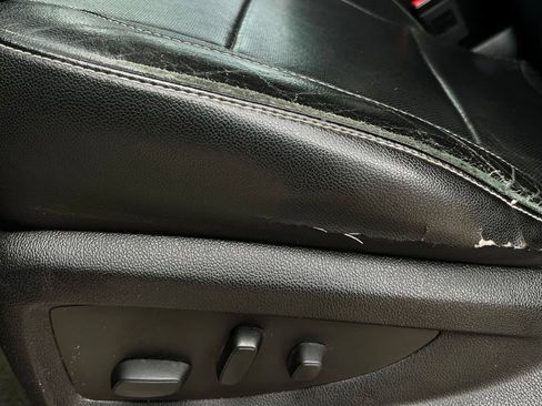 Used 2016 Chevrolet Silverado 1500 LTZ Z71 w/ LTZ Plus Package AWD/4WD image 21