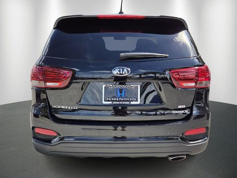 Used 2019 Kia Sorento L image 6