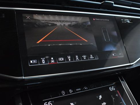 Certified 2025 Audi Q7 3.0T Premium w/ Convenience Package image 18