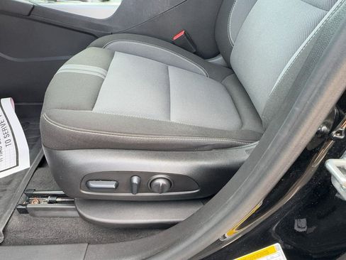 Certified 2024 Chevrolet Blazer LT w/ Convenience Package FWD image 17