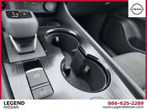 Certified 2024 Nissan Rogue SV image 29