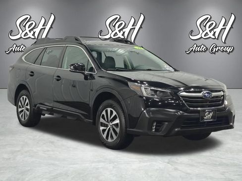Used 2022 Subaru Outback Premium AWD/4WD image 2