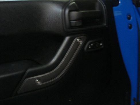 Used 2011 Jeep Wrangler Unlimited Sport AWD/4WD image 25