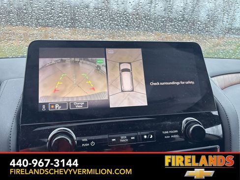 Used 2024 Nissan Armada SL image 25