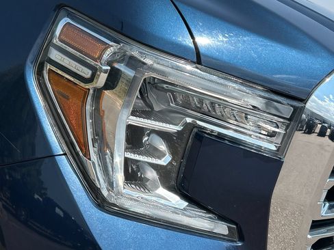 Used 2019 GMC Sierra 1500 SLT w/ SLT Convenience Package AWD/4WD image 22