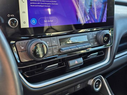 Used 2024 Toyota Grand Highlander XLE image 29