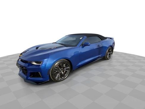 Used 2019 Chevrolet Camaro ZL1 image 4