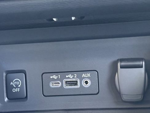 New 2025 Nissan Sentra SV image 29