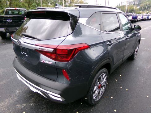 Used 2021 Kia Seltos S image 10