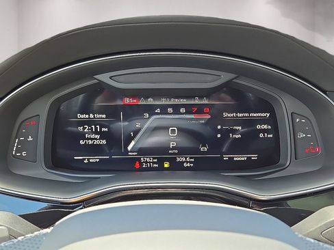 Used 2025 Audi SQ7 Prestige w/ Prestige Package AWD/4WD image 26