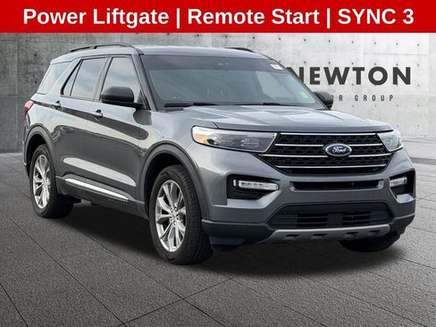 Used 2021 Ford Explorer XLT w/ Equipment Group 202A RWD image 1
